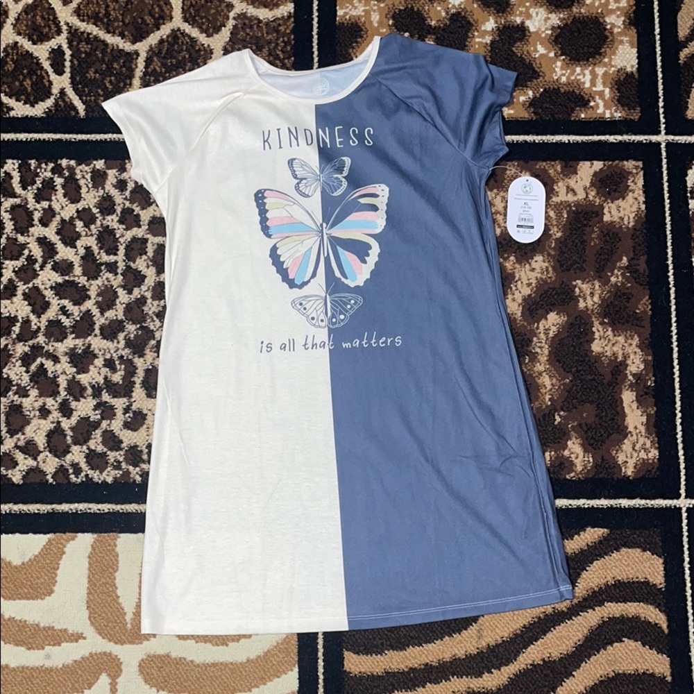Wonder Nation White and Blue Short Sleeve Tee with Butterfly Design